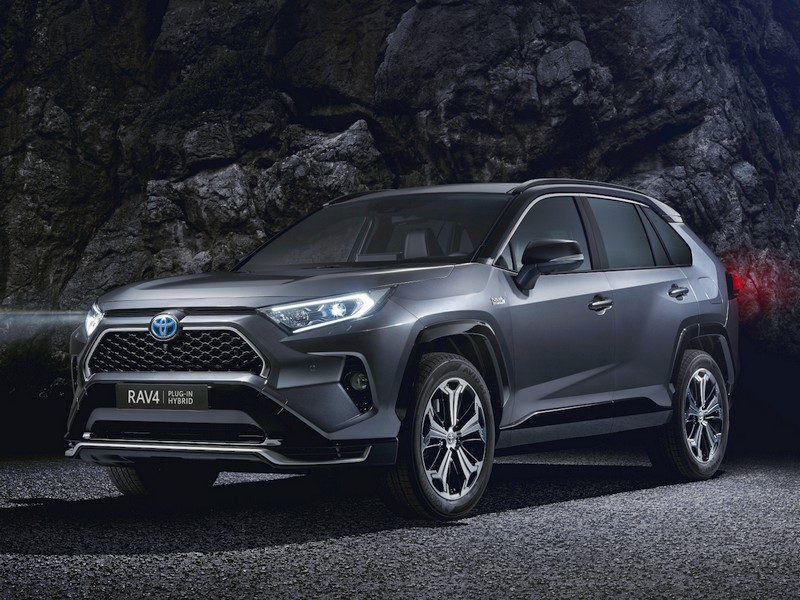 Toyota RAV4 - plug-in hybrid pro vyšší výkon